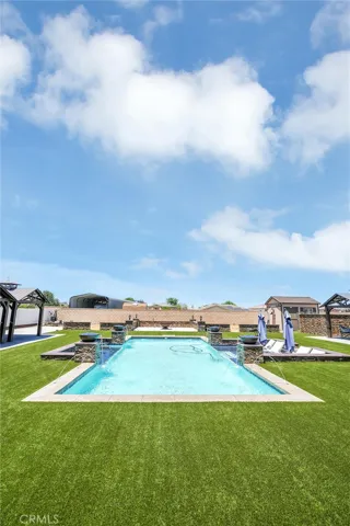 1635 E Whitlatch Drive, Lancaster, California 93535