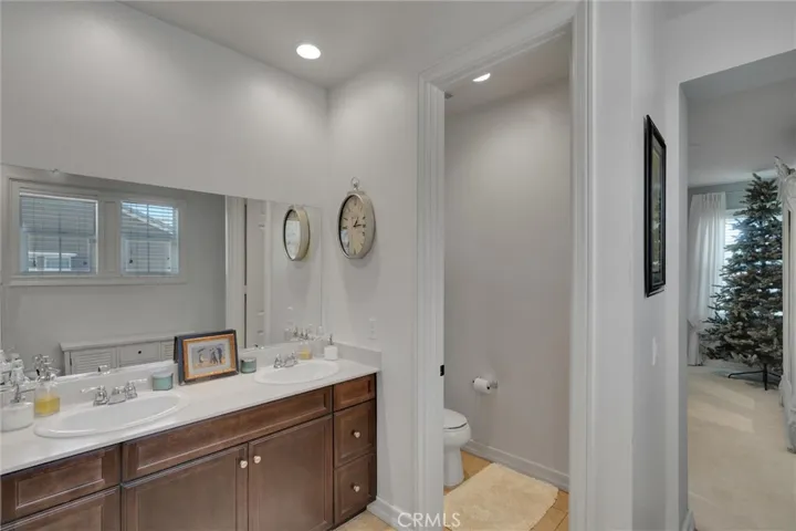 1635 E Whitlatch Drive, Lancaster, California 93535