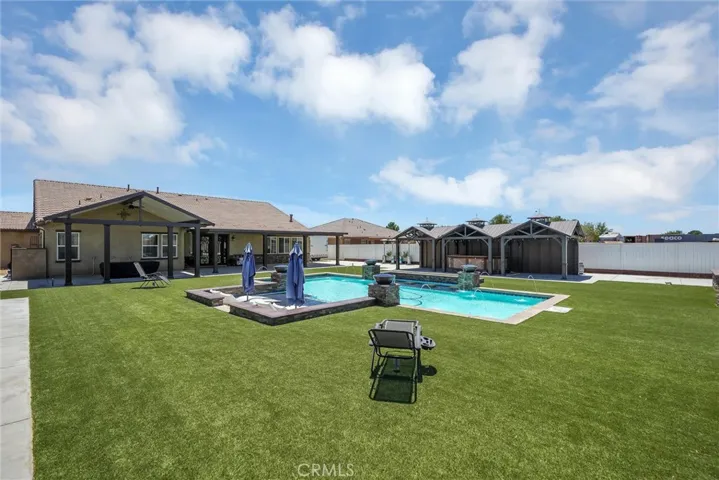 1635 E Whitlatch Drive, Lancaster, California 93535