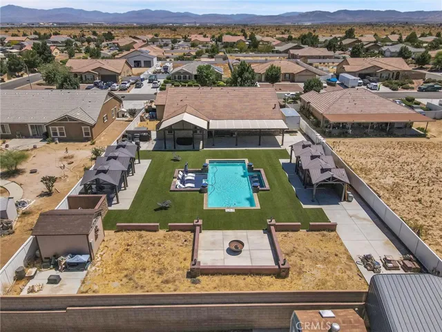 1635 E Whitlatch Drive, Lancaster, California 93535