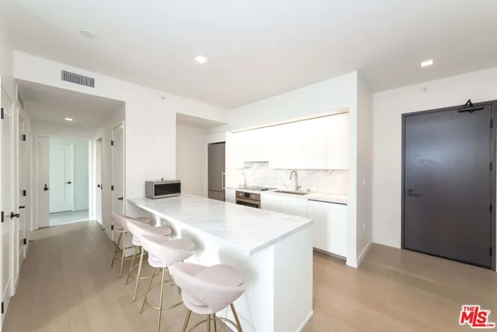 1050 S Grand Avenue 1803, Los Angeles, California 90015