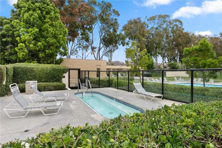 11 Woodleaf, Irvine, California 92614