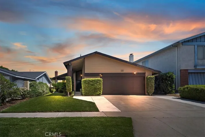 5509 E Edgemar Avenue, Anaheim, California 92807