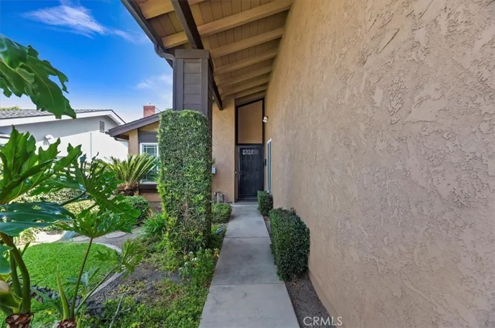 5509 E Edgemar Avenue, Anaheim, California 92807