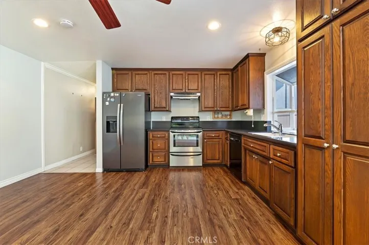 5509 E Edgemar Avenue, Anaheim, California 92807