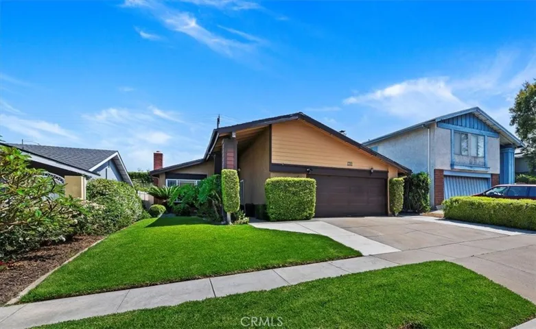 5509 E Edgemar Avenue, Anaheim, California 92807