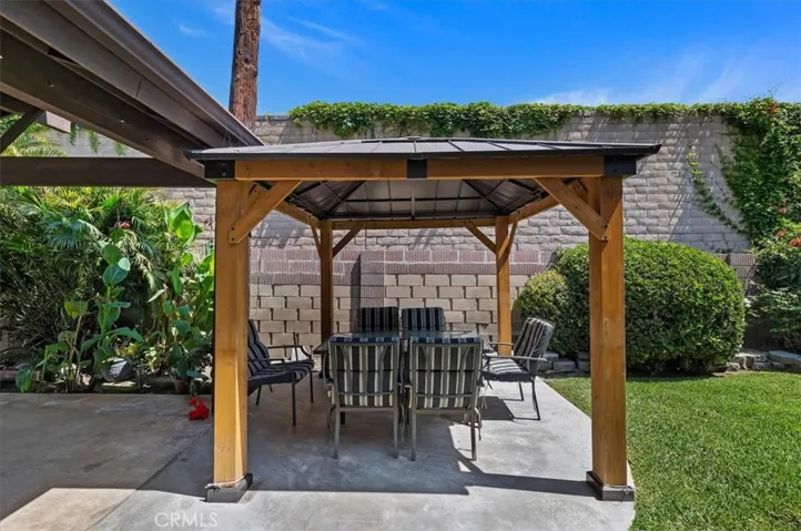 5509 E Edgemar Avenue, Anaheim, California 92807
