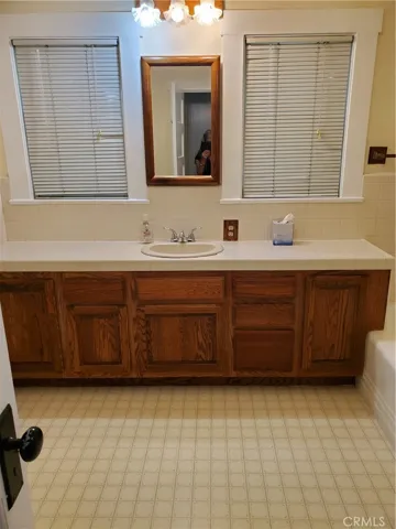 1006 W Merced Avenue, West Covina, California 91790