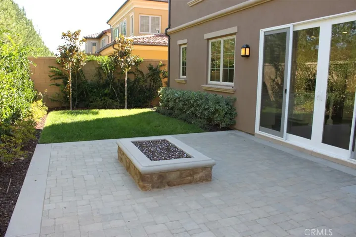 21 Triana, Irvine, California 92618