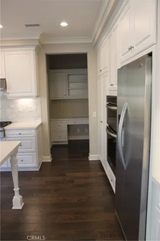 21 Triana, Irvine, California 92618
