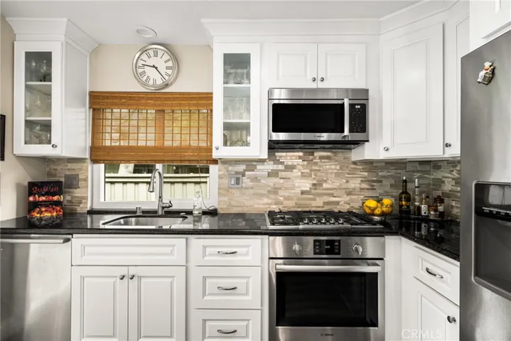 17482 Via Lindo 117, Tustin, California 92780
