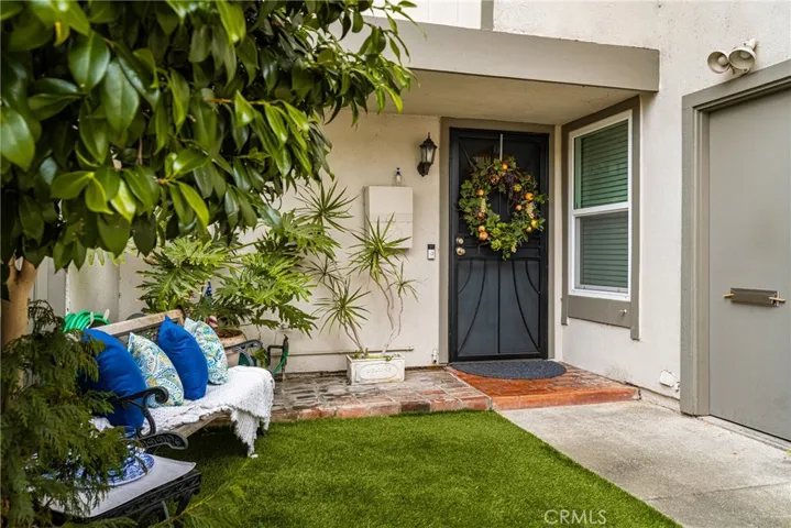 17482 Via Lindo 117, Tustin, California 92780