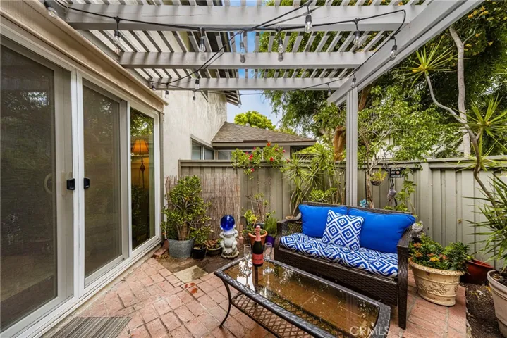 17482 Via Lindo 117, Tustin, California 92780