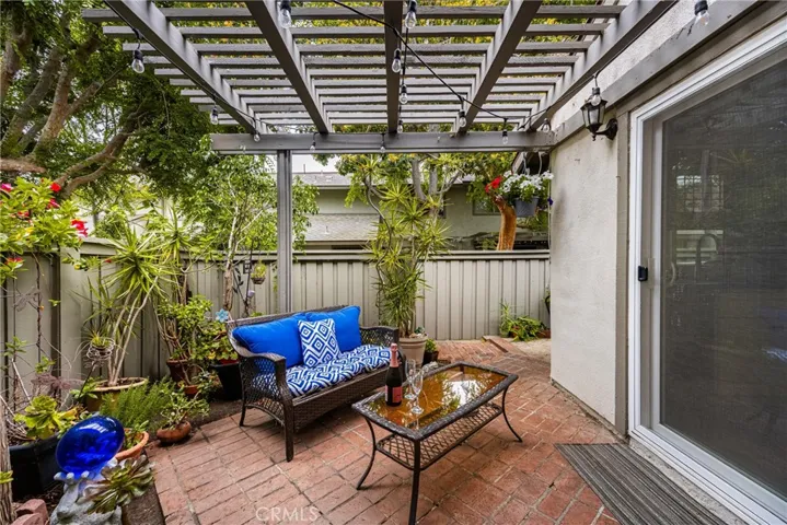 17482 Via Lindo 117, Tustin, California 92780