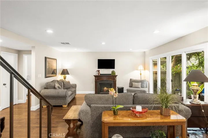 17482 Via Lindo 117, Tustin, California 92780