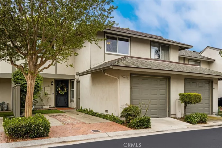 17482 Via Lindo 117, Tustin, California 92780