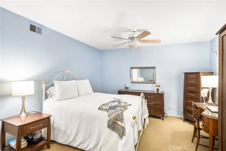 17482 Via Lindo 117, Tustin, California 92780