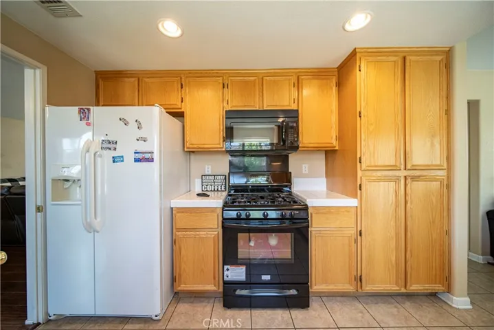 1018 Jude Court, San Jacinto, California 92583