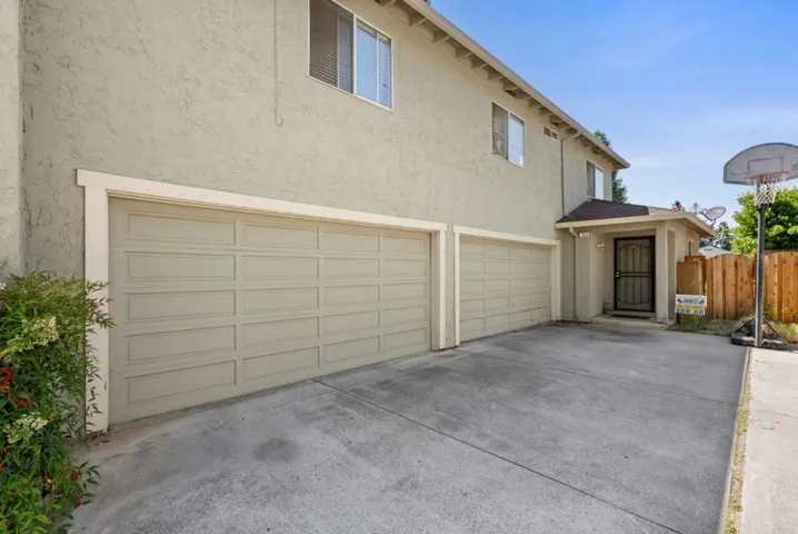 85 W 1st Street, Morgan Hill, California 95037