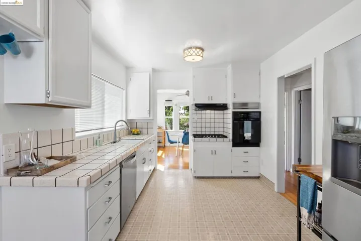 3141 64th Avenue, Oakland, California 94605