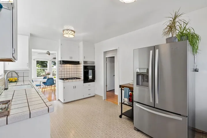 3141 64th Avenue, Oakland, California 94605