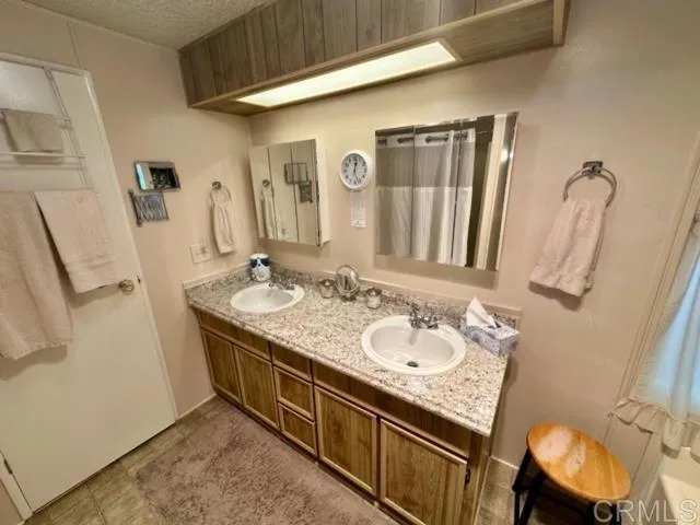 Master Bath/Spa