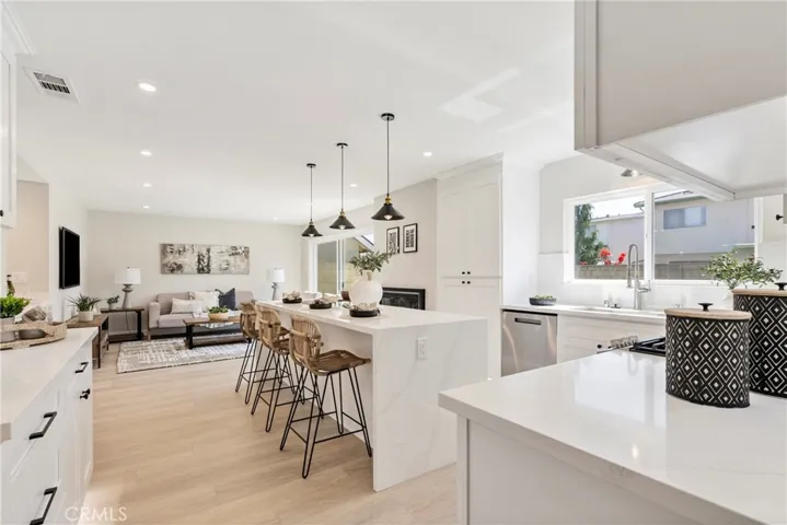 7941 Westra Lane, La Palma, California 90623