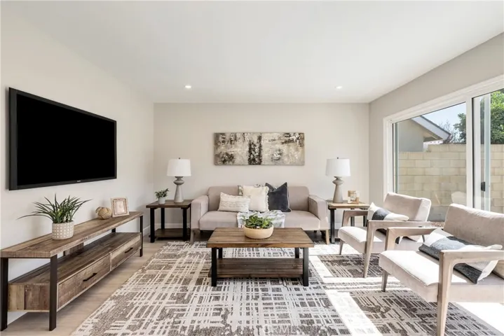 7941 Westra Lane, La Palma, California 90623