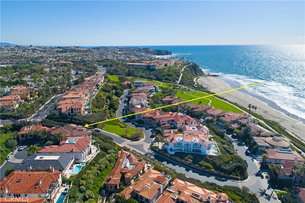 Yes, 60 Ritz Cove IS that close to the ocean!