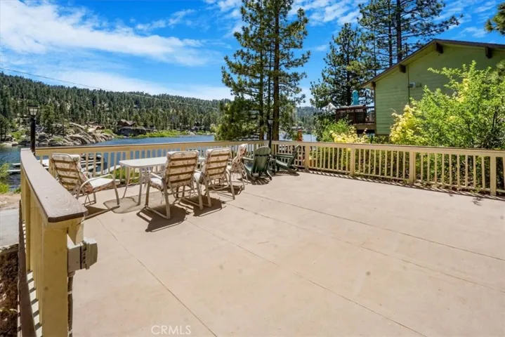 39030 Willow Landing Road, Big Bear Lake, California 92315