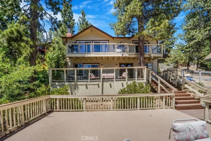 39030 Willow Landing Road, Big Bear Lake, California 92315