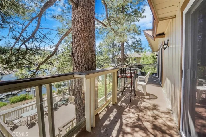 39030 Willow Landing Road, Big Bear Lake, California 92315