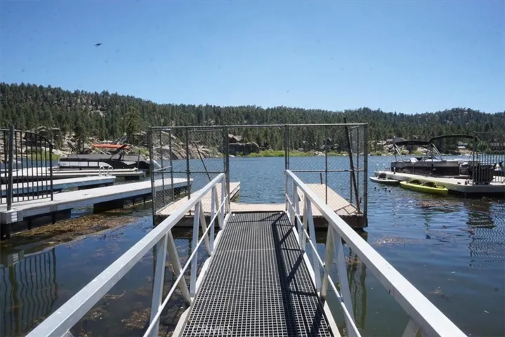 39030 Willow Landing Road, Big Bear Lake, California 92315