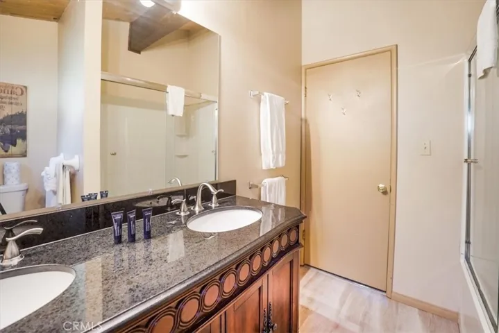 39030 Willow Landing Road, Big Bear Lake, California 92315