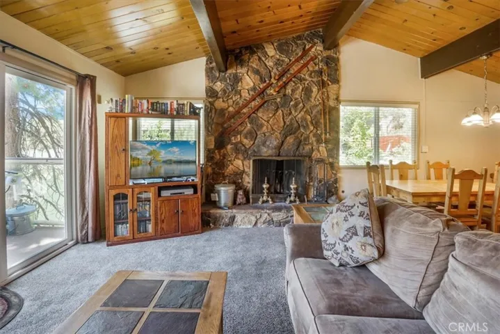 39030 Willow Landing Road, Big Bear Lake, California 92315