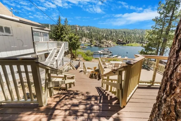 39030 Willow Landing Road, Big Bear Lake, California 92315