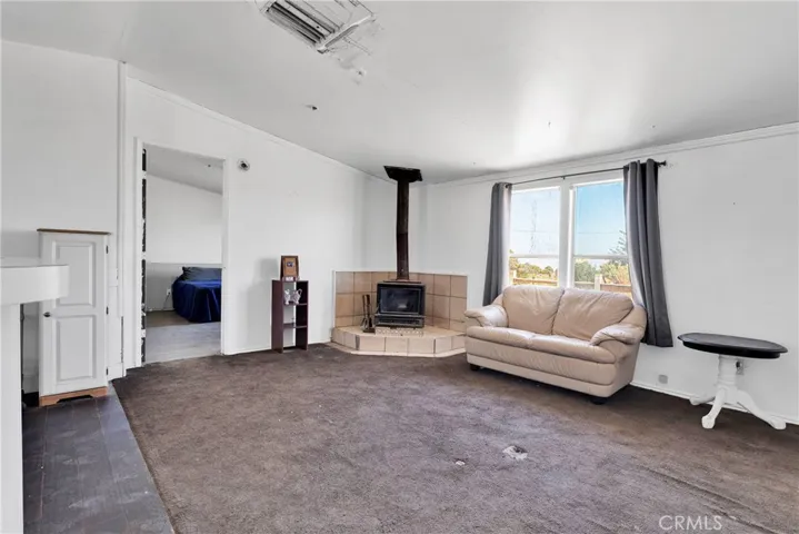 9339 Vinton Road, Phelan, California 92371
