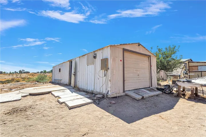9339 Vinton Road, Phelan, California 92371