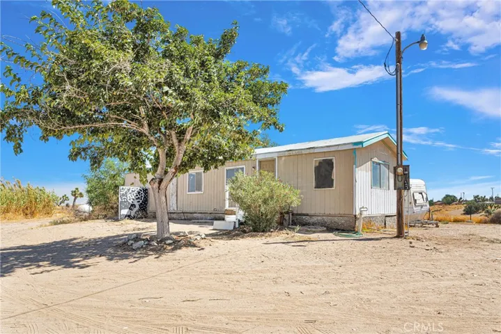 9339 Vinton Road, Phelan, California 92371