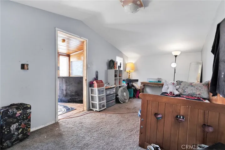 9339 Vinton Road, Phelan, California 92371