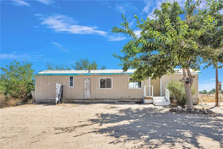 9339 Vinton Road, Phelan, California 92371