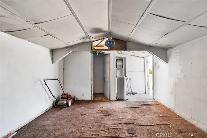 9339 Vinton Road, Phelan, California 92371