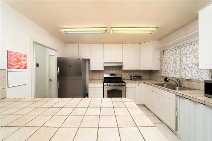 6191 San Lorenzo, Buena Park, California 90620