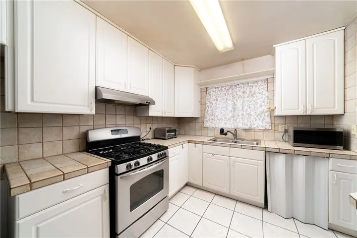 6191 San Lorenzo, Buena Park, California 90620