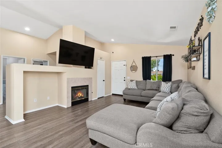 30202 Chester Morrison Way, Menifee, California 92584