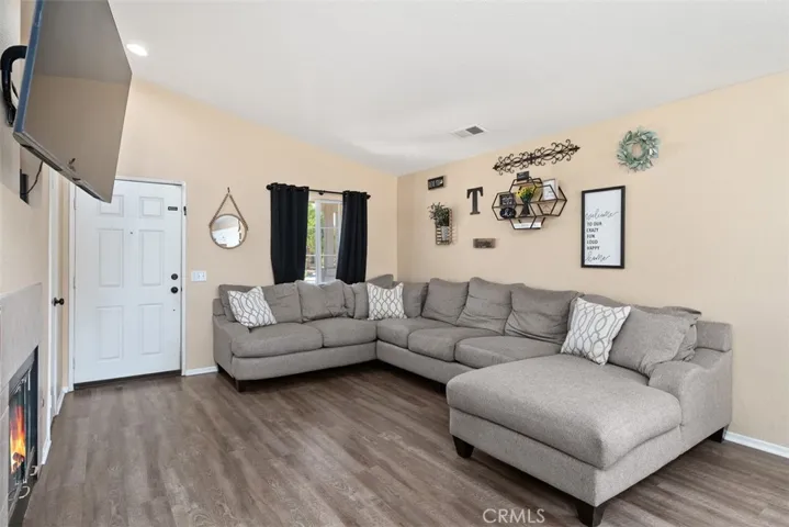 30202 Chester Morrison Way, Menifee, California 92584