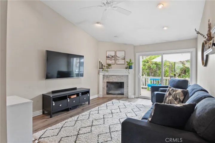2330 Vanguard Way 62, Costa Mesa, California 92626