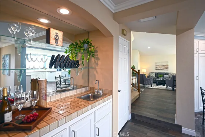 550 S Londerry Lane, Anaheim, California 92807