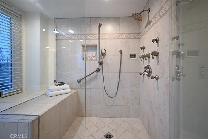 550 S Londerry Lane, Anaheim, California 92807