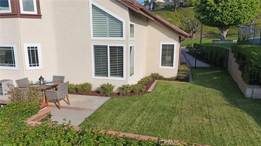 550 S Londerry Lane, Anaheim, California 92807